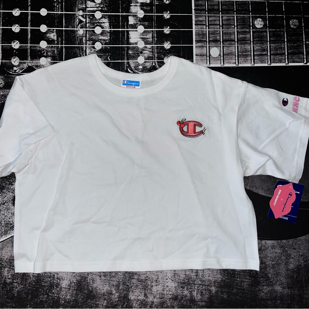 NWT Cropped T-Shirt - Picture 3 of 8